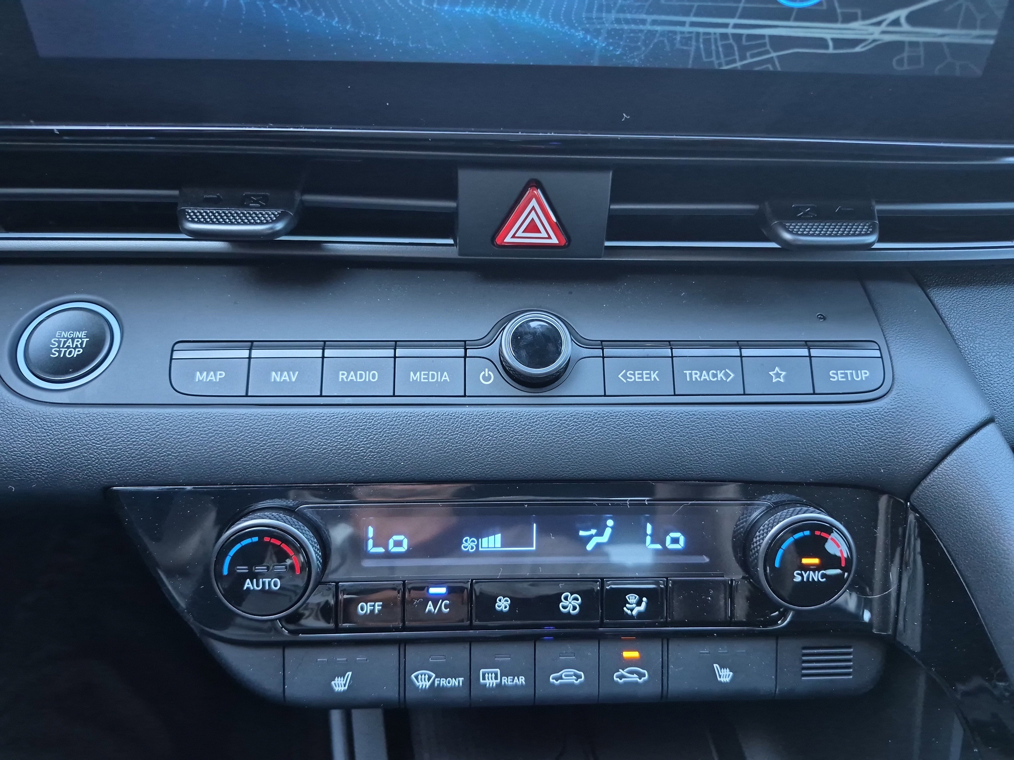 Used 2025 Hyundai Elantra N image 32