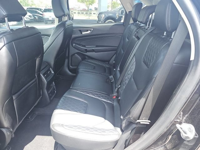 Certified 2024 Ford Edge Titanium AWD/4WD image 5