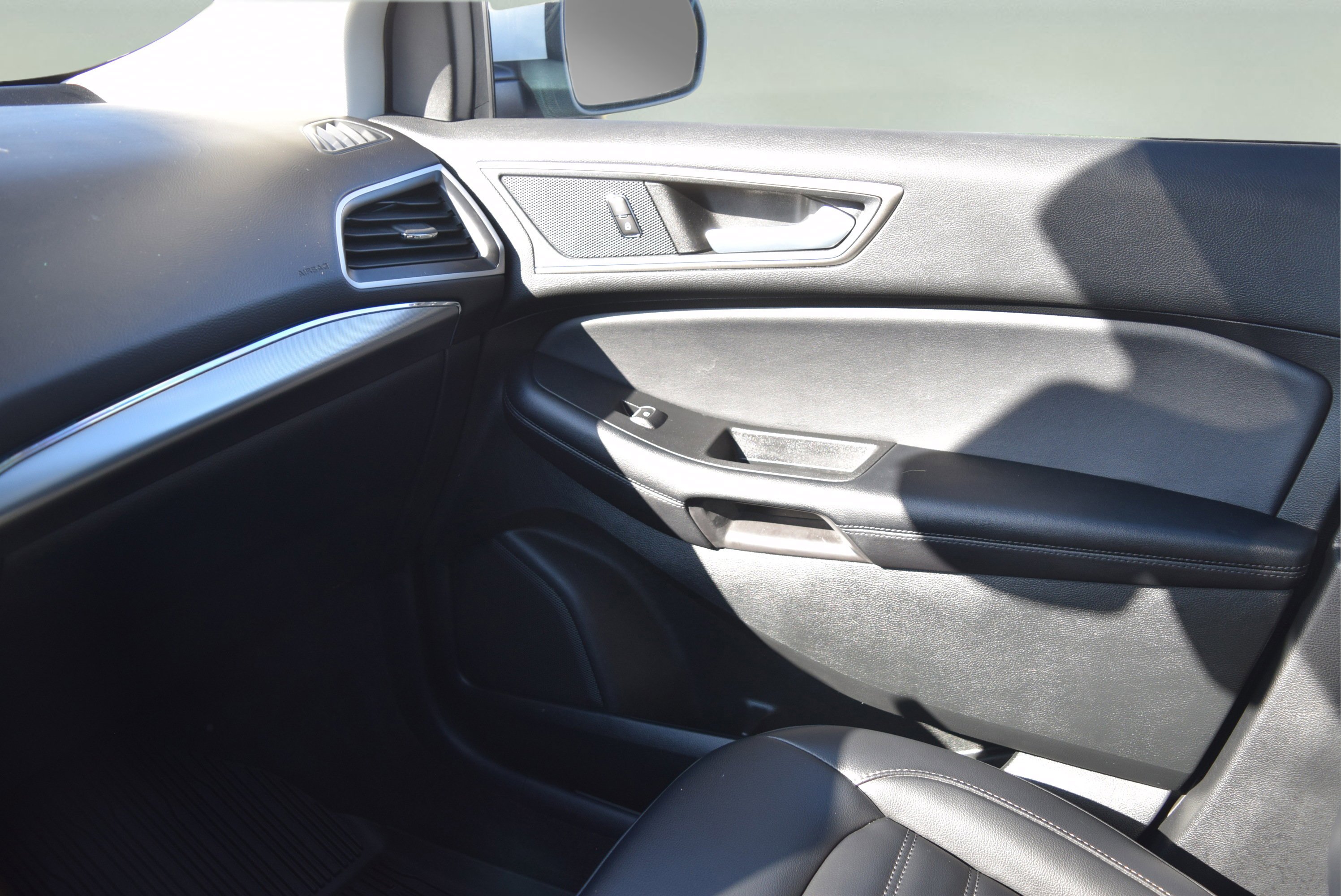 Certified 2022 Ford Edge SEL w/ Convenience Package image 17