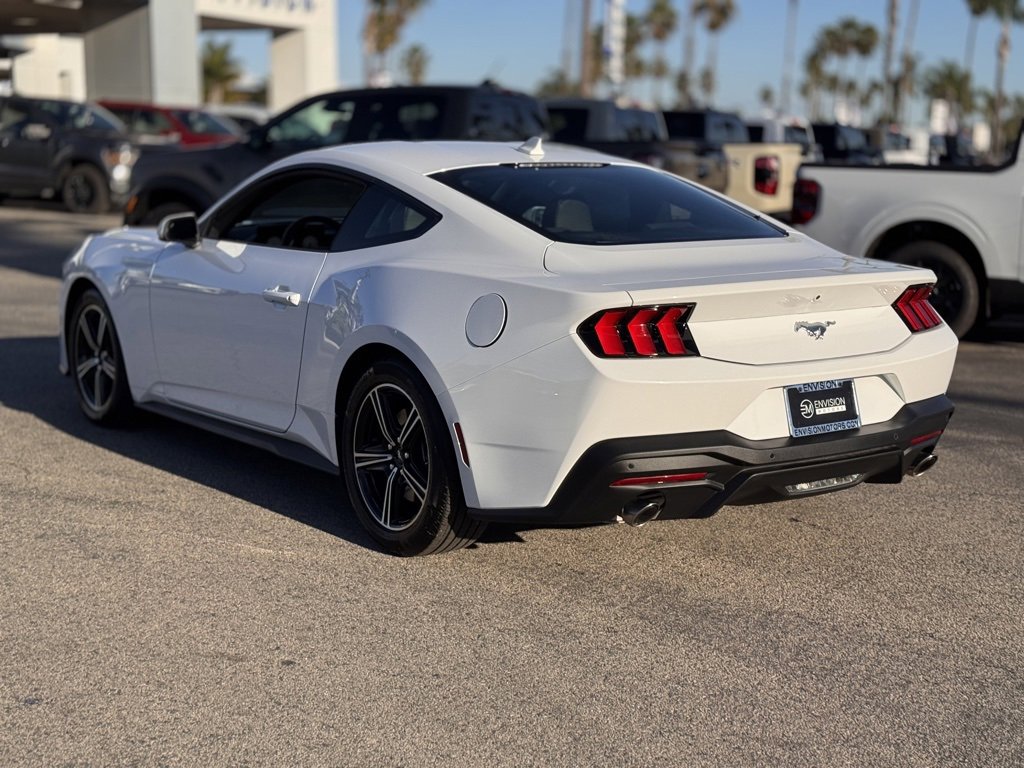 Certified 2025 Ford Mustang Coupe image 10