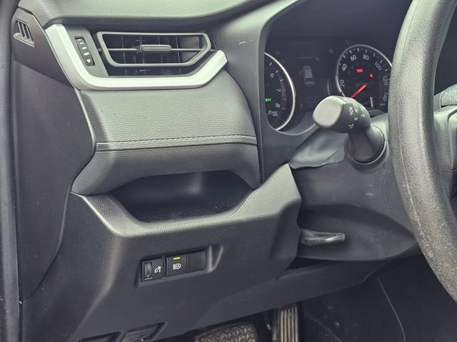 Used 2021 Toyota RAV4 XLE image 19