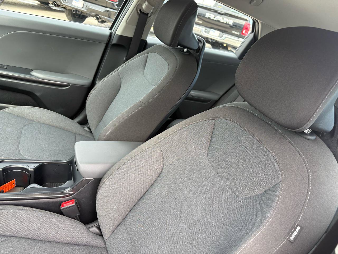 Used 2025 Kia K4 FWD image 13
