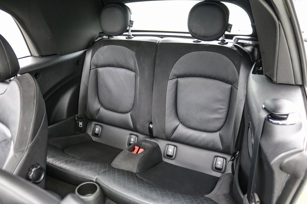 Used 2024 MINI Cooper S w/ Signature Upholstery Package image 31