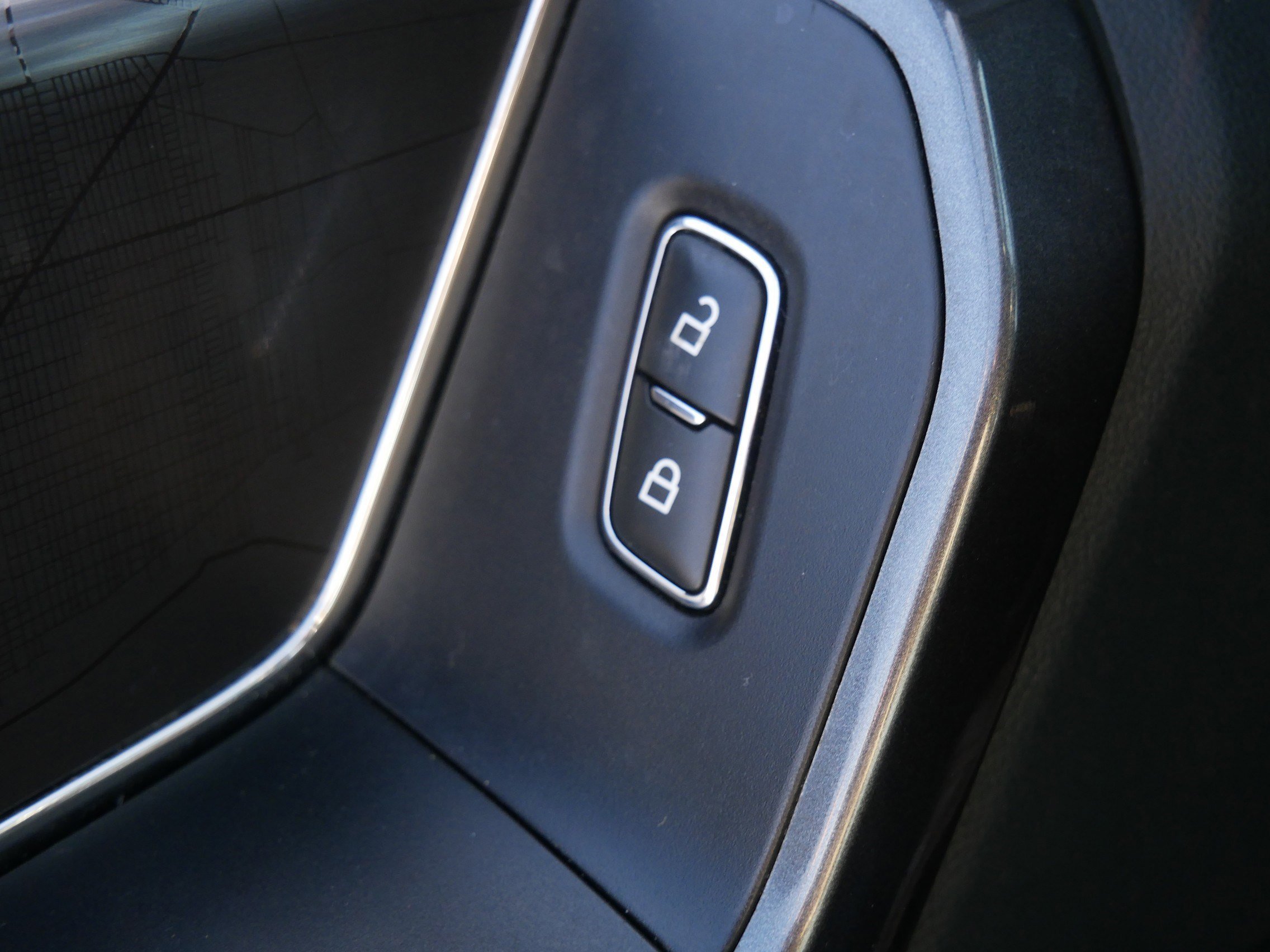 Certified 2021 Ford F150 XLT w/ Equipment Group 302A High image 27