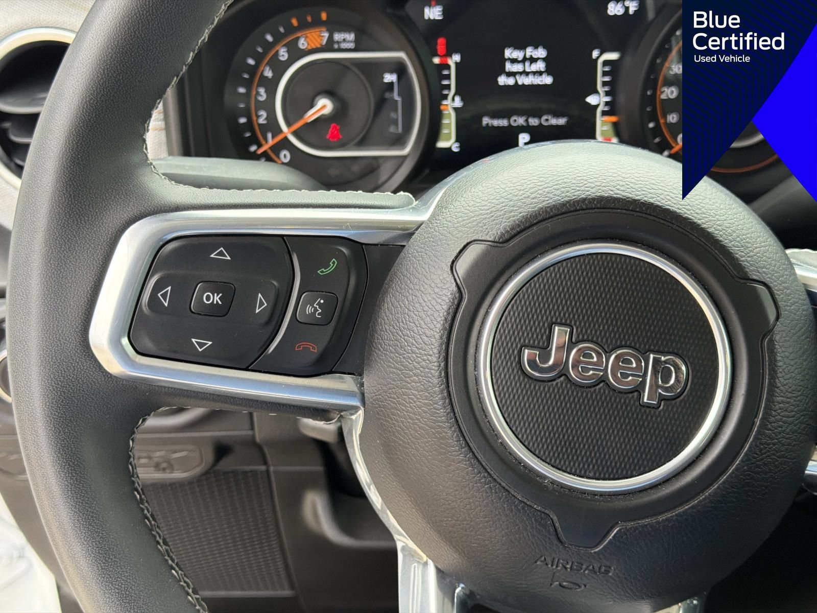 Used 2025 Jeep Wrangler Unlimited Sahara AWD/4WD image 31