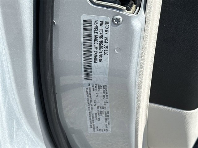 Used 2024 Chrysler Pacifica Touring-L image 44