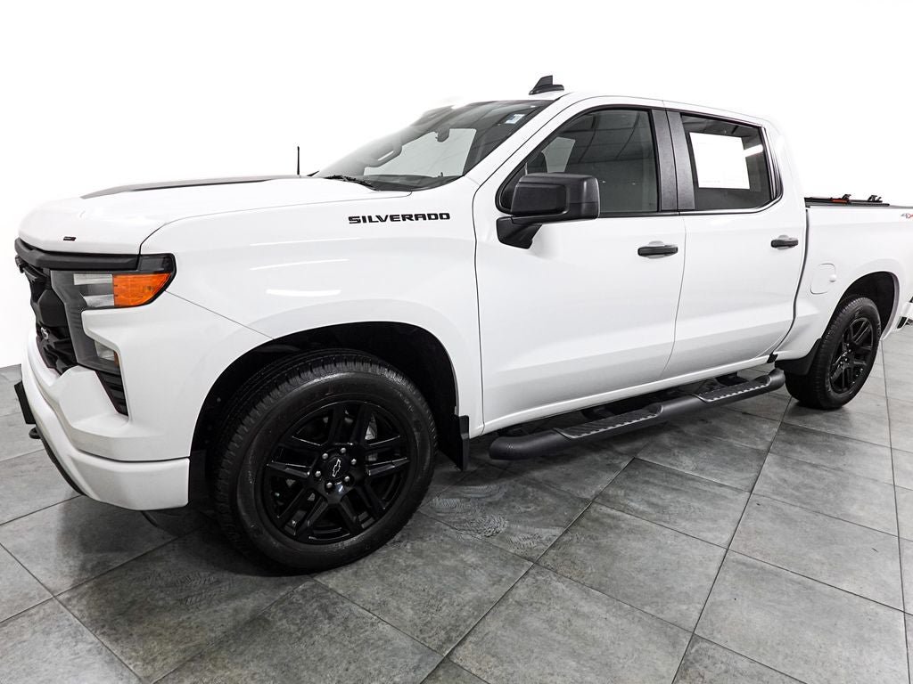 Used 2023 Chevrolet Silverado 1500 Custom w/ Rally Edition AWD/4WD image 4