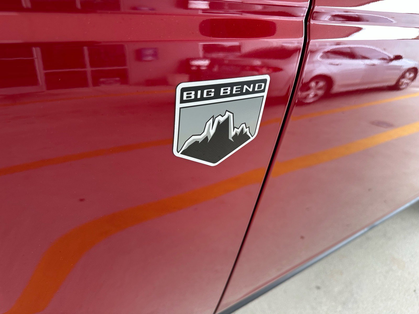 Certified 2025 Ford Bronco Big Bend w/ Black Diamond Package AWD/4WD image 4