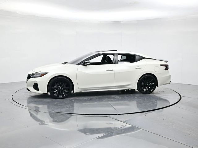 Used 2023 Nissan Maxima SR w/ Sport Mat Group image 6