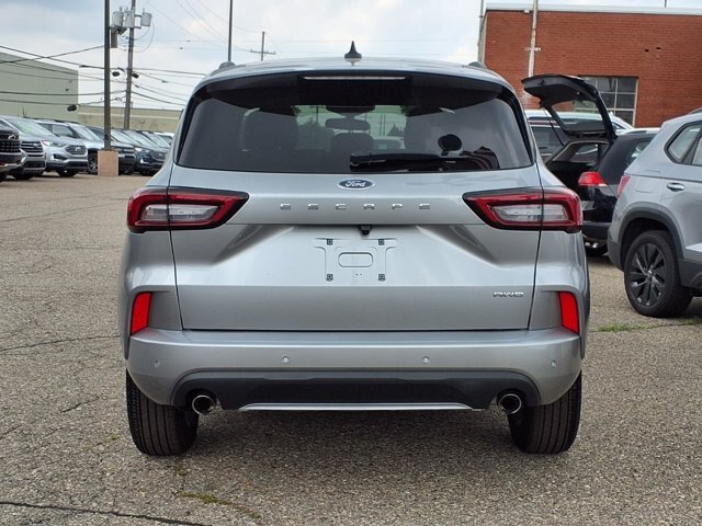 Certified 2024 Ford Escape ST-Line w/ Tech Pack #1 AWD/4WD image 22
