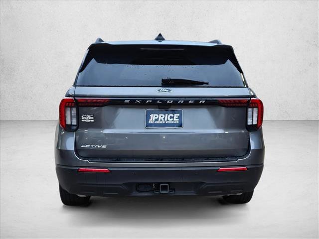 Certified 2025 Ford Explorer Active image 6