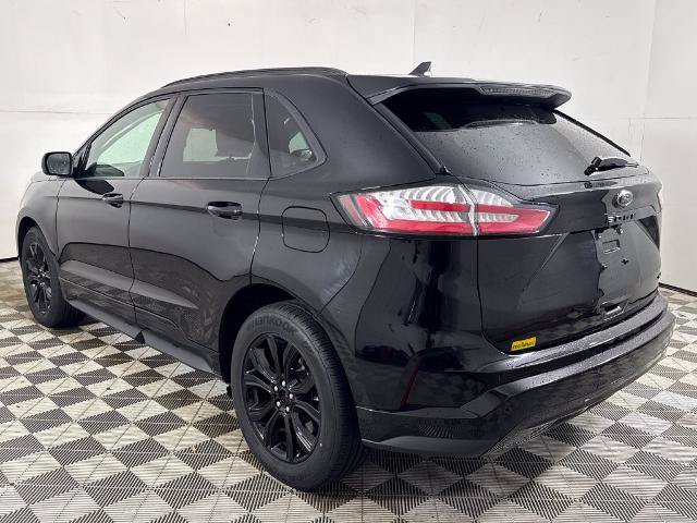 Certified 2024 Ford Edge SE w/ Black Appearance Package AWD/4WD image 6