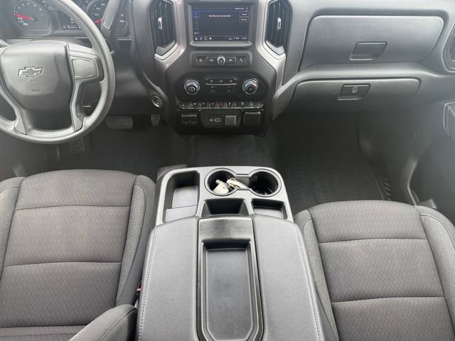 Used 2024 Chevrolet Silverado 1500 Custom Trail Boss w/ LPO, Dark Essentials Package AWD/4WD image 6