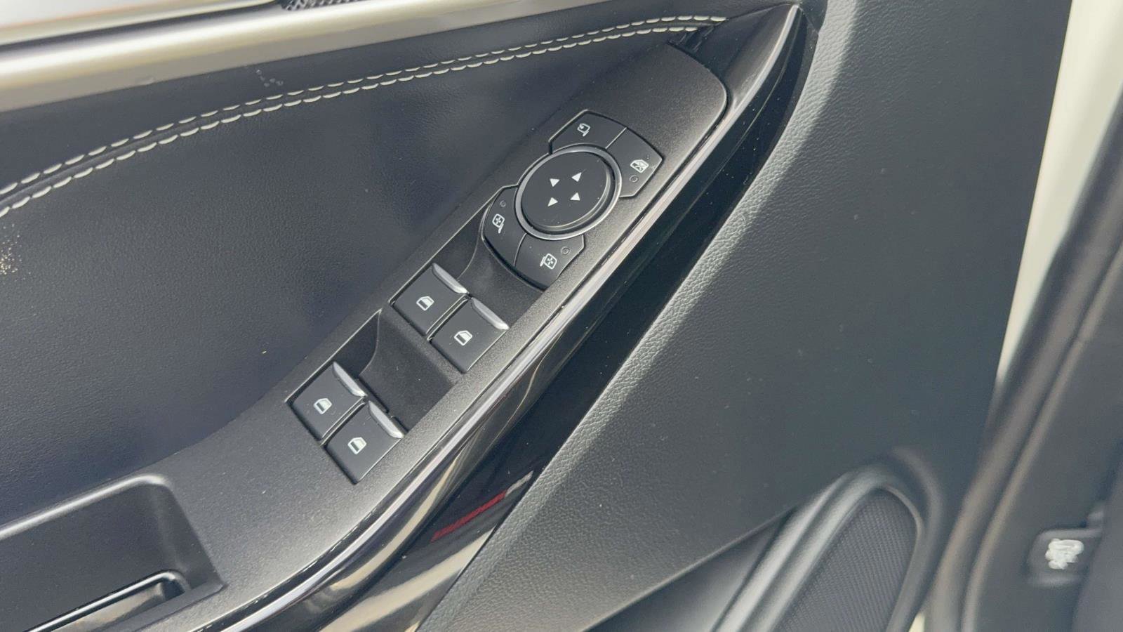 Certified 2022 Ford Explorer ST w/ ST Street Pack image 15