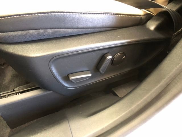 Certified 2021 Ford Escape Titanium image 11