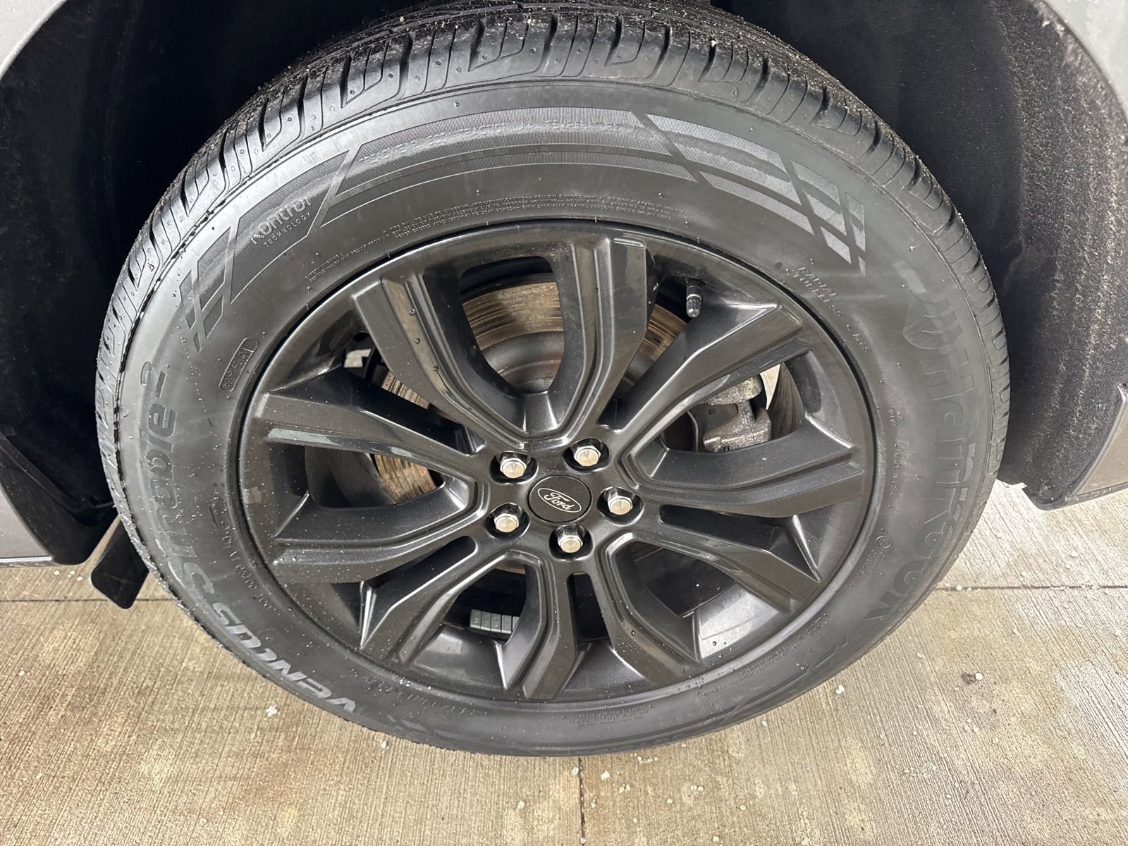 Certified 2023 Ford Edge SE w/ Black Appearance Package image 18