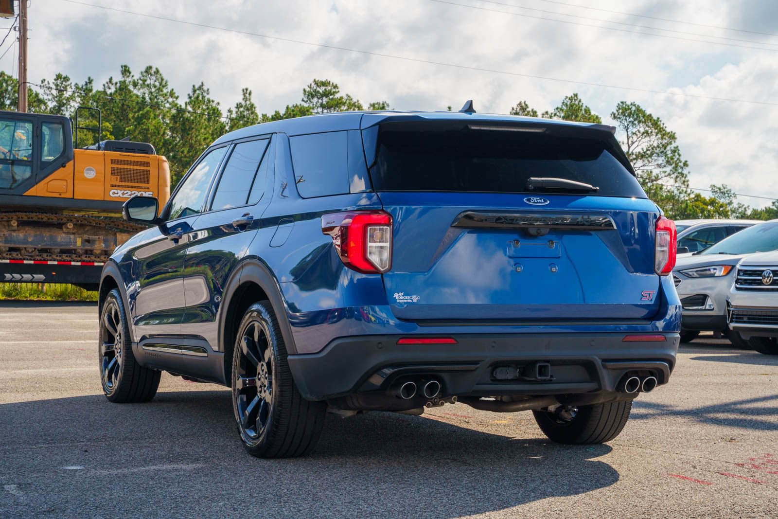 Certified 2022 Ford Explorer ST w/ Equipment Group 401A RWD image 5