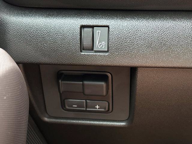 Used 2026 Chevrolet Colorado LT w/ LT Convenience Package RWD image 30