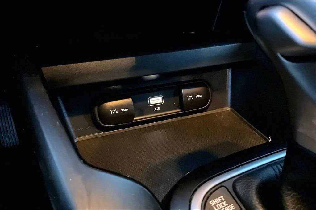 Used 2023 Kia Soul LX w/ LX Technology Package image 26