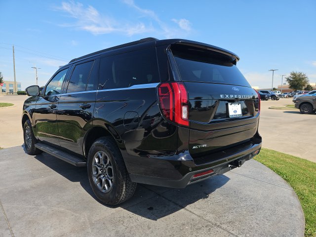 Certified 2026 Ford Expedition Active RWD image 4
