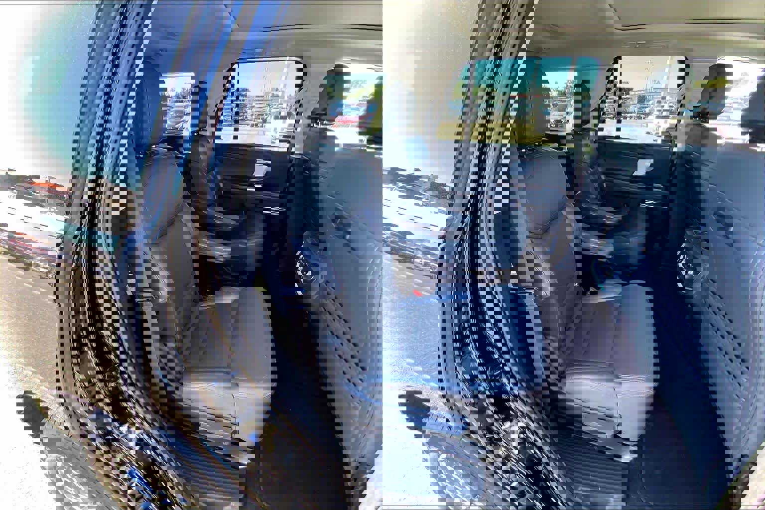 Certified 2025 Ford Expedition Active image 20