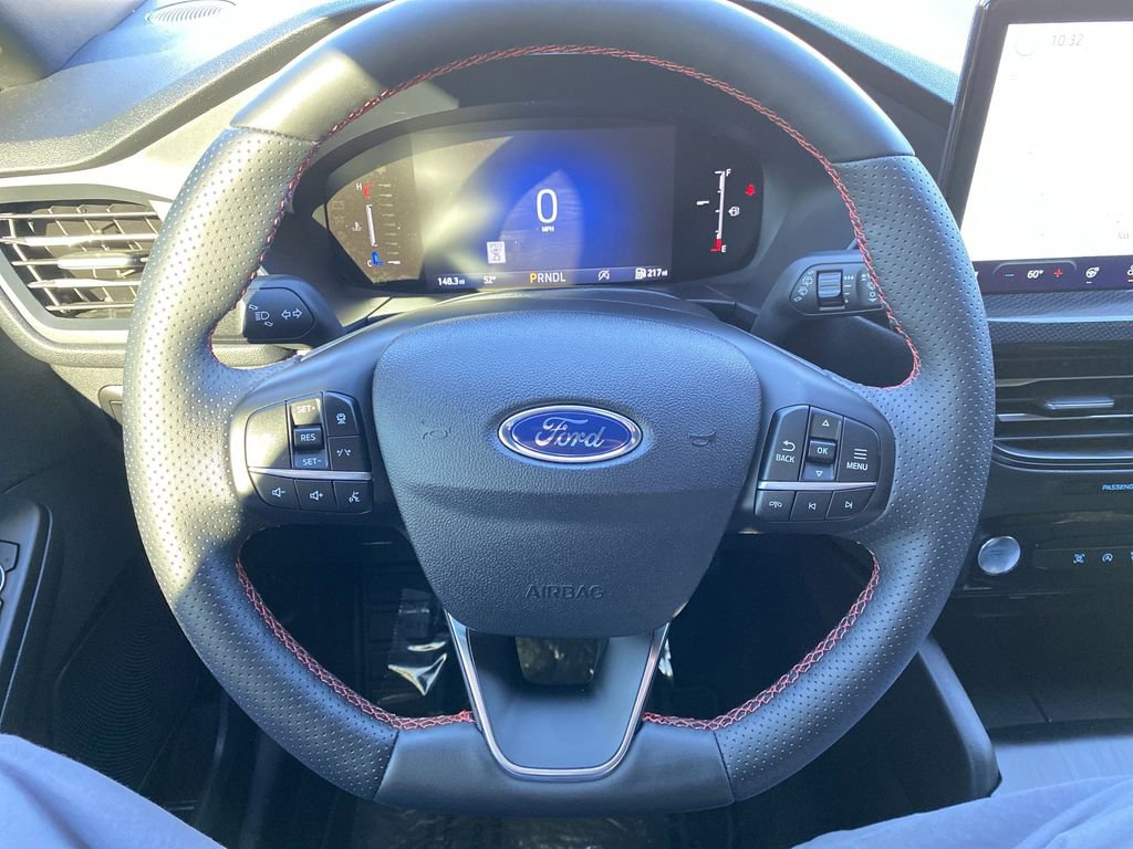 Certified 2025 Ford Escape ST-Line w/ Tech Pack #1 image 18