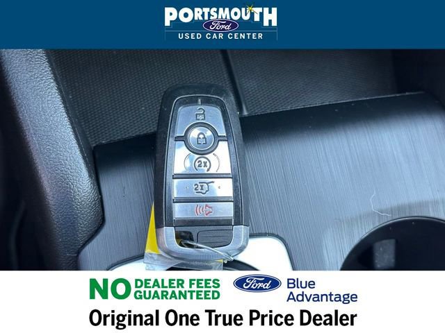 Certified 2022 Ford Escape SE w/ SE Sport Appearance Package image 18