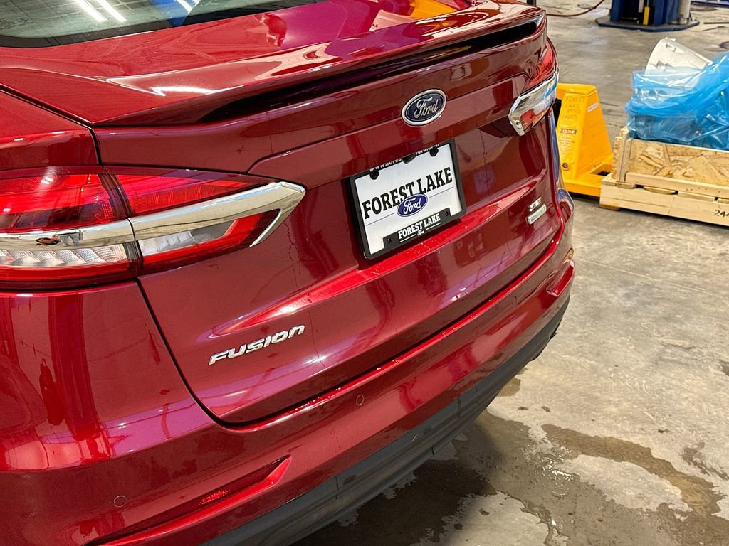 Certified 2019 Ford Fusion SE w/ Equipment Group 151A image 20