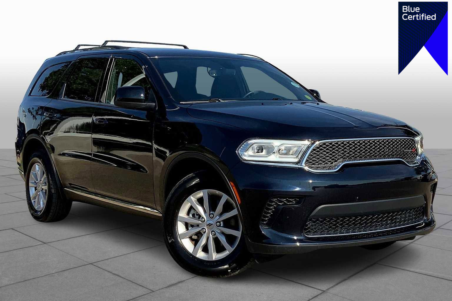 Used 2024 Dodge Durango SXT w/ 3rd Row Seating Group
