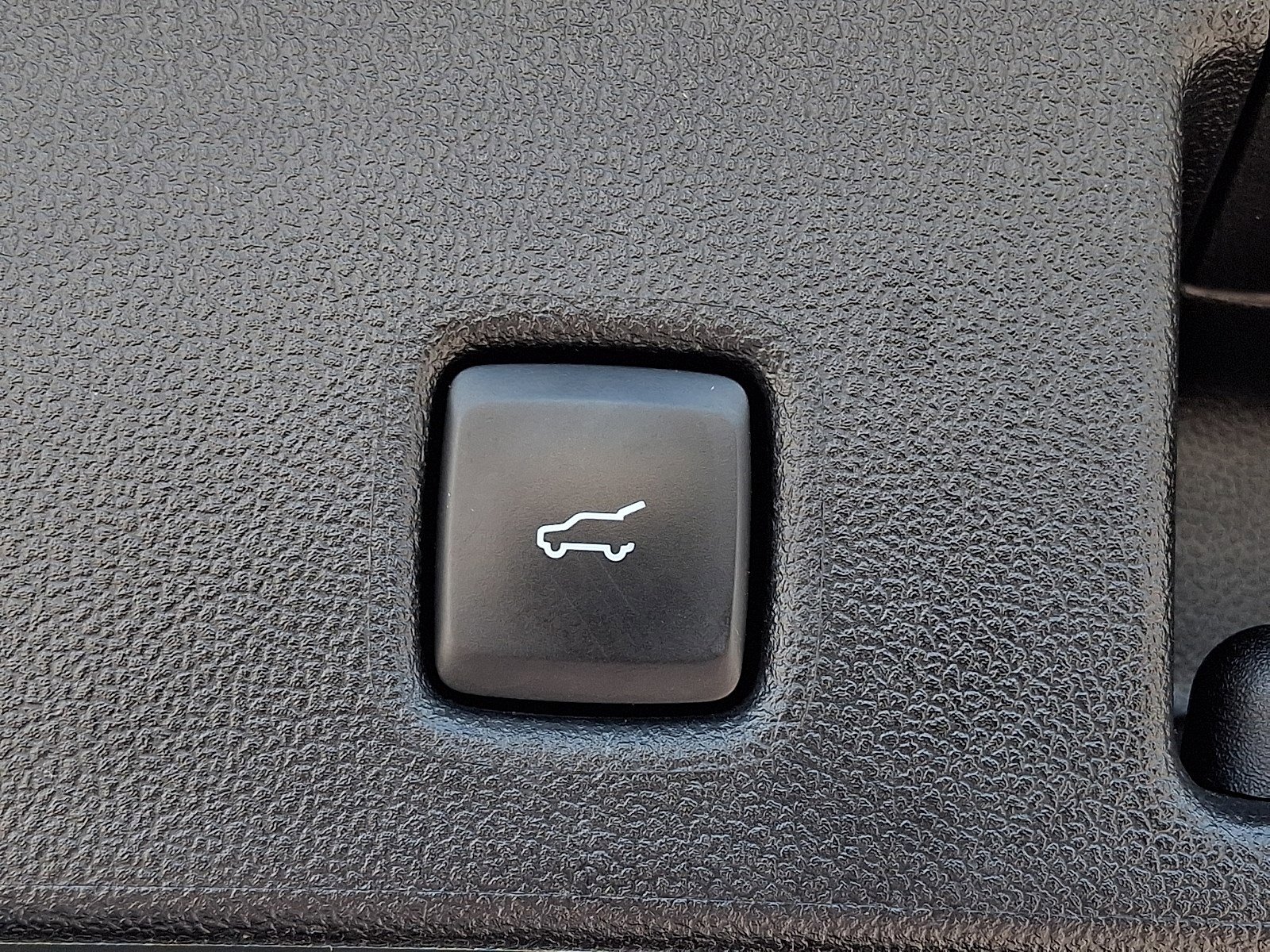 Certified 2024 Ford Escape Active AWD/4WD image 29
