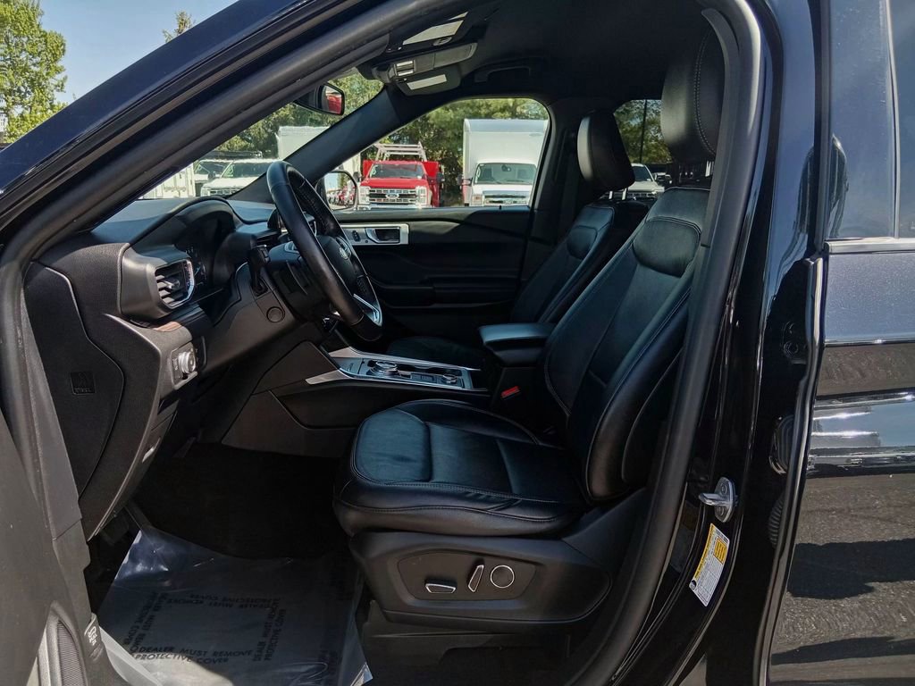Certified 2020 Ford Explorer Limited AWD/4WD image 14