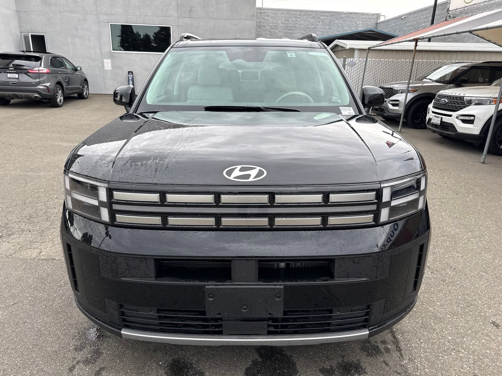 Used 2025 Hyundai Santa Fe SEL FWD image 8