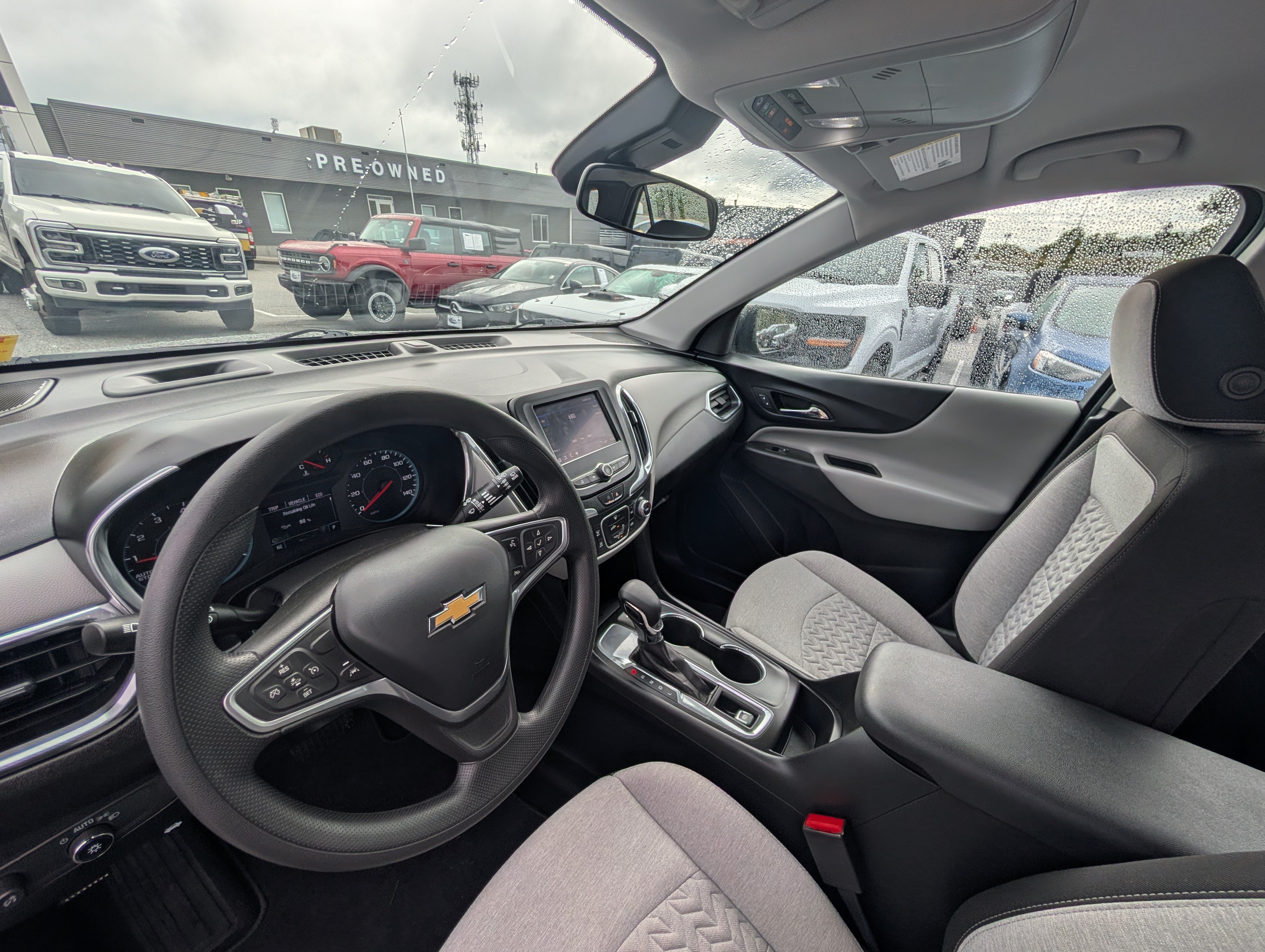 Used 2023 Chevrolet Equinox LS FWD image 15
