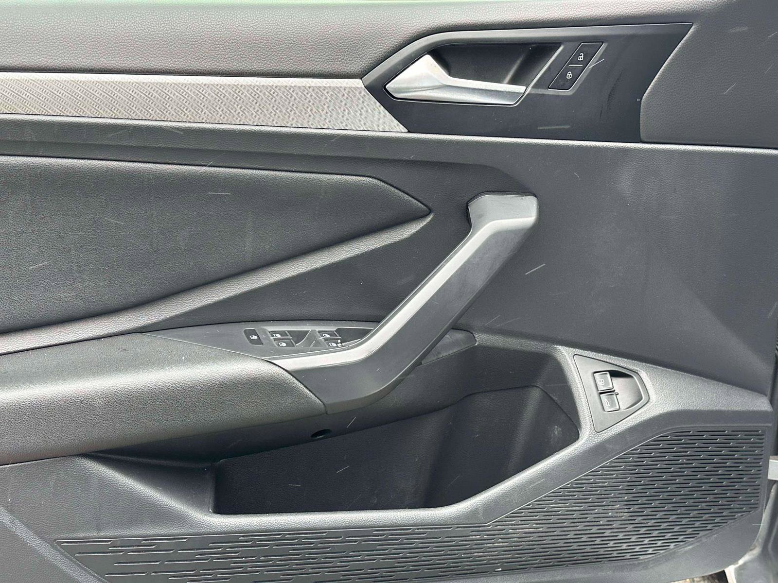 Used 2021 Volkswagen Jetta S image 18