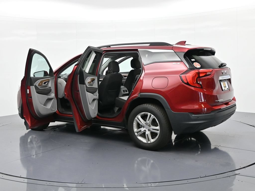 Used 2018 GMC Terrain SLE w/ Driver Convenience Package FWD image 25