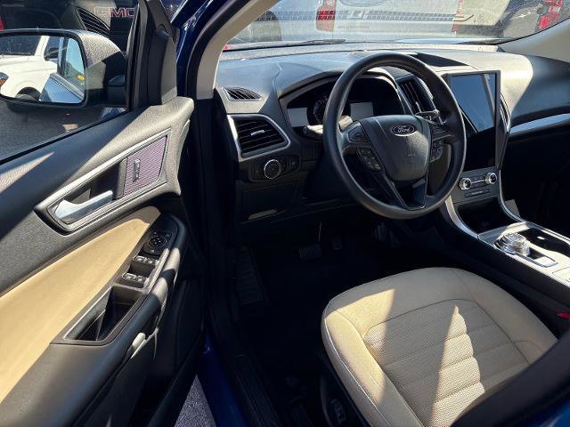 Certified 2024 Ford Edge SE image 7