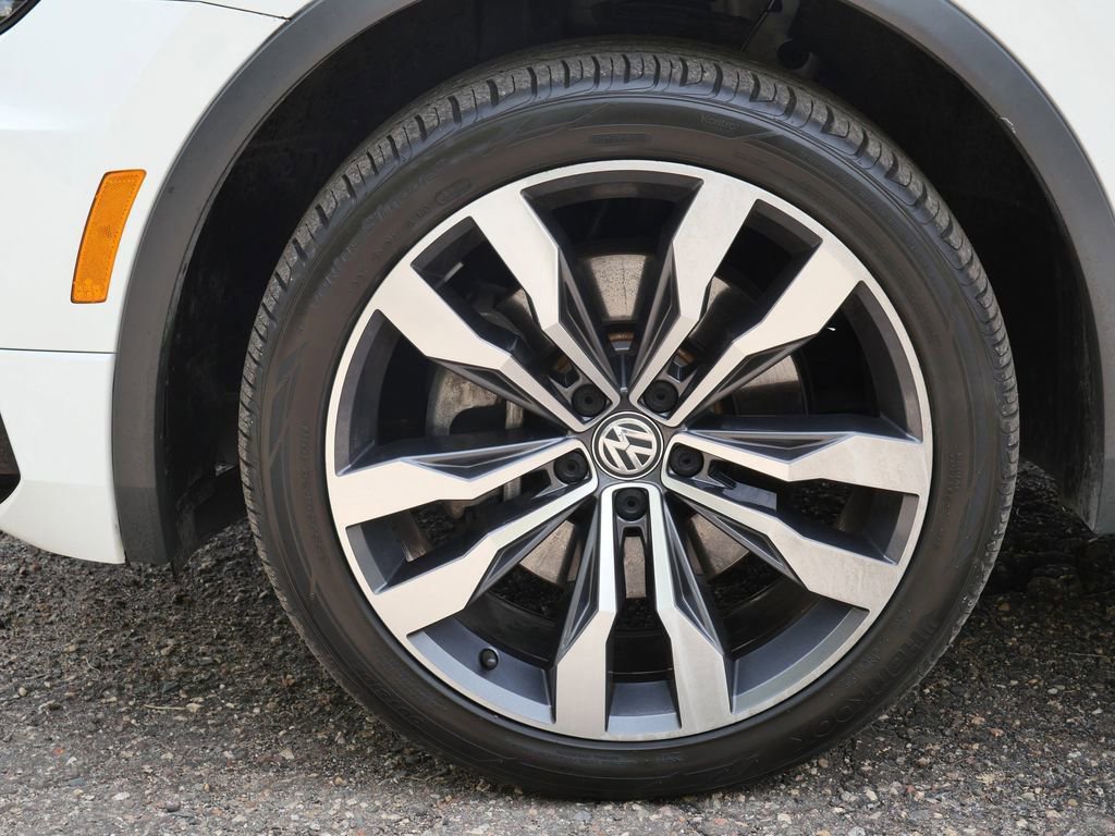 Used 2021 Volkswagen Tiguan SEL Premium R-Line AWD/4WD image 6