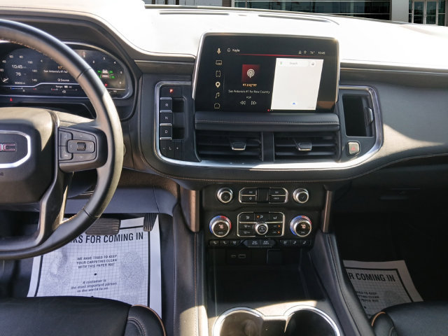 Used 2023 GMC Yukon XL AT4 w/ AT4 Premium Plus Package AWD/4WD image 11
