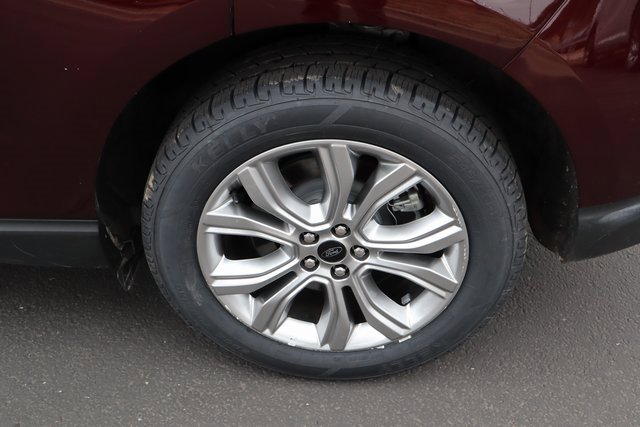 Certified 2024 Ford Edge Titanium image 18