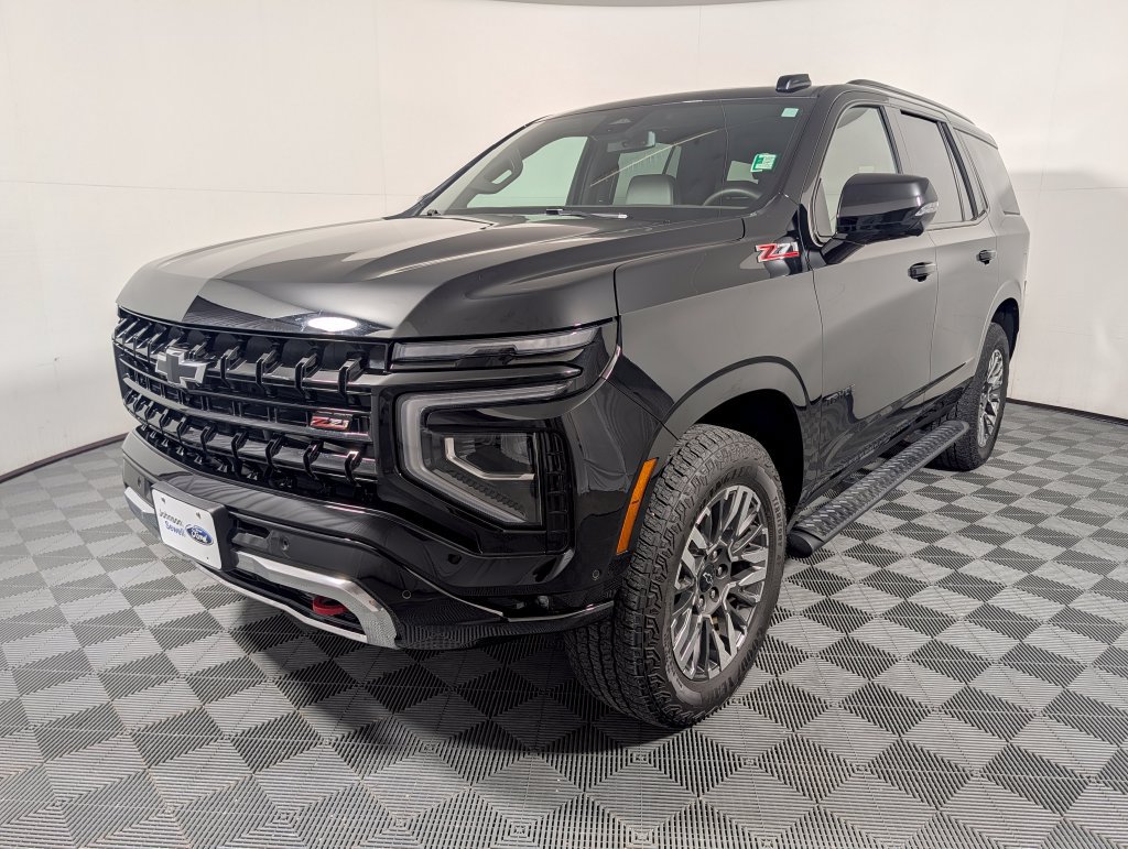 Used 2025 Chevrolet Tahoe Z71 w/ Z71 Off-Road Package AWD/4WD image 4