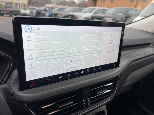 Certified 2023 Ford Escape Platinum w/ Class II Trailer Tow Package image 16