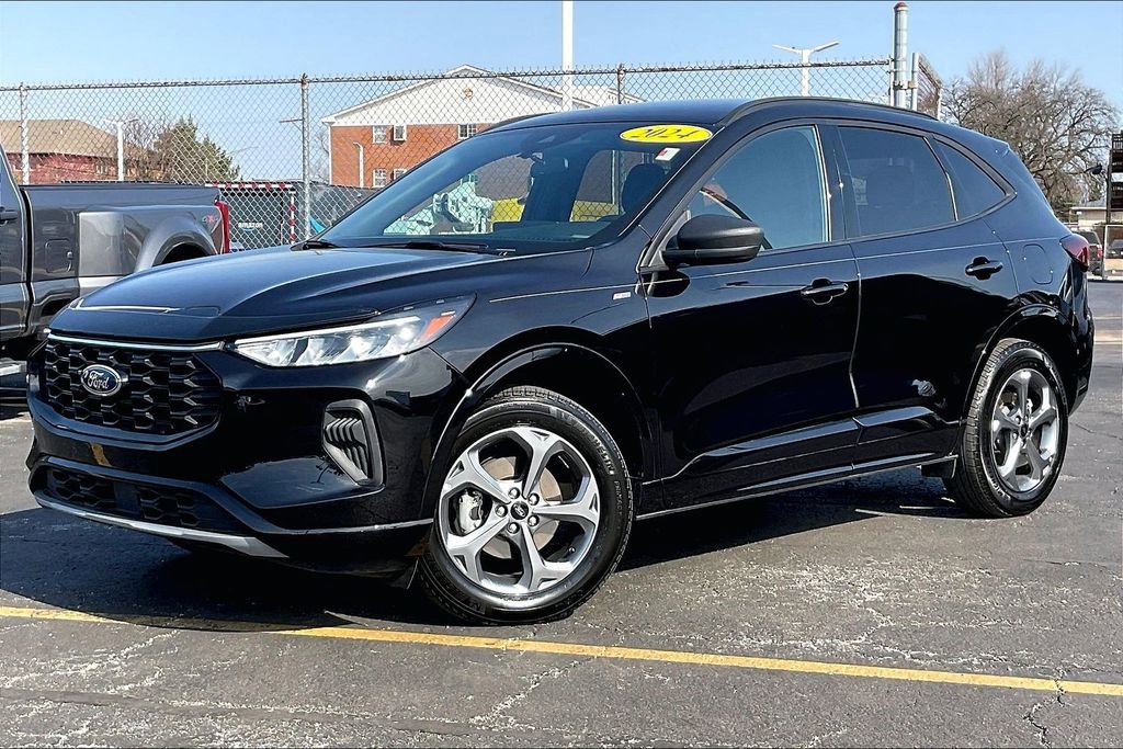 Certified 2024 Ford Escape ST-Line w/ Tech Pack #1 image 10