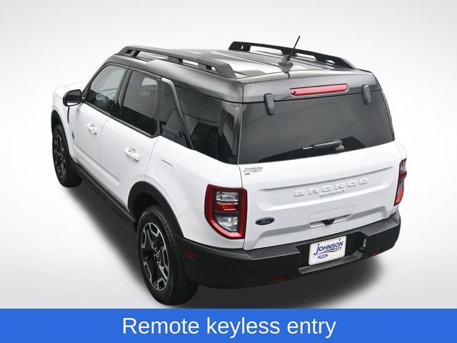 Certified 2022 Ford Bronco Sport Outer Banks w/ Tech Package AWD/4WD image 17