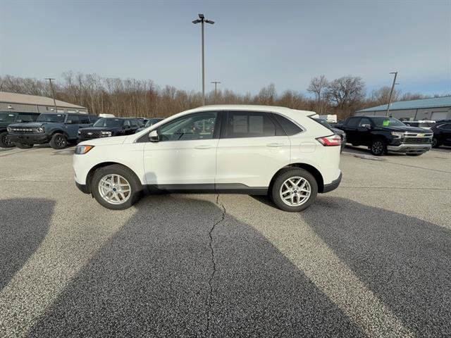 Certified 2022 Ford Edge SEL w/ Convenience Package image 2