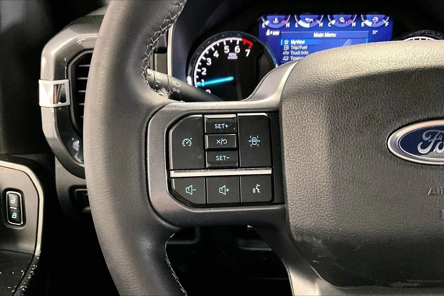 Certified 2023 Ford F150 XLT w/ Equipment Group 302A High image 17