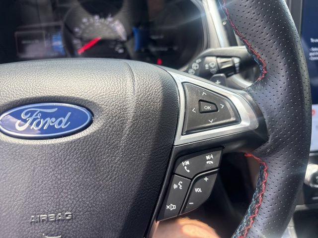 Certified 2024 Ford Edge ST w/ Equipment Group 401A AWD/4WD image 24