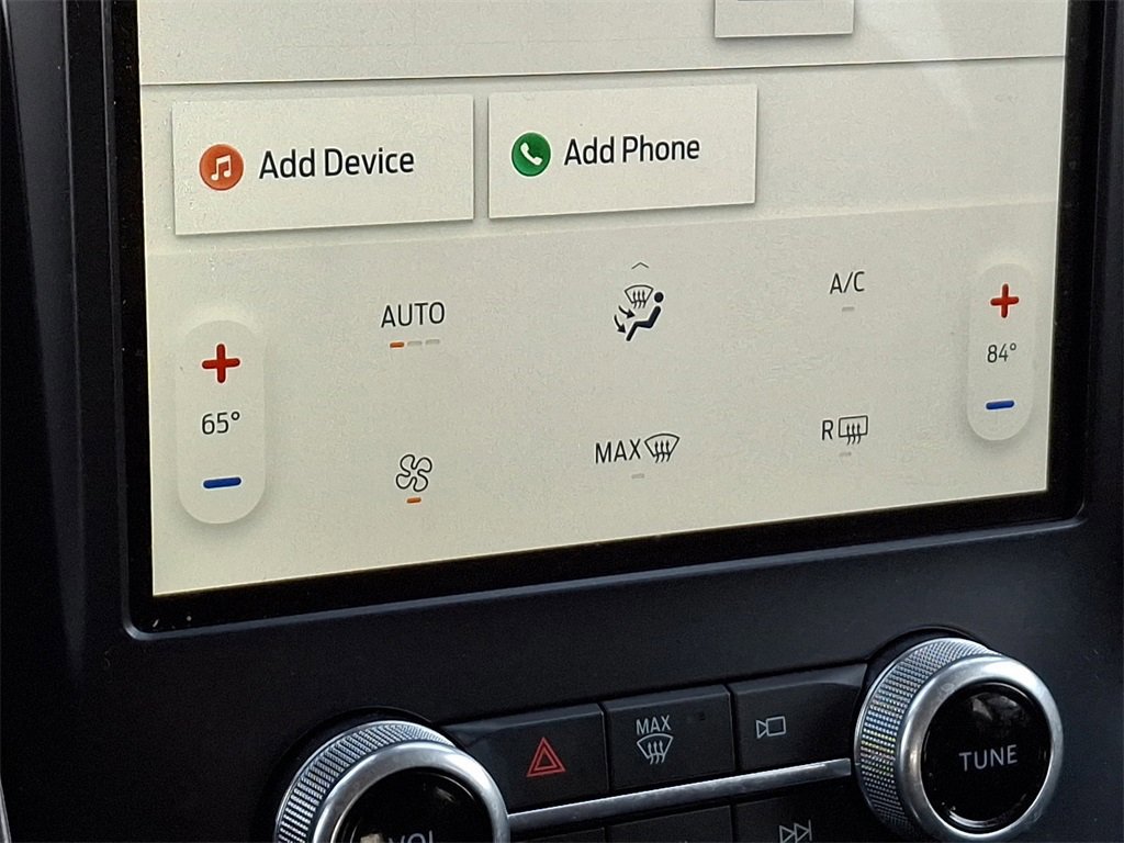 Certified 2022 Ford Edge SE w/ Black Appearance Package image 16