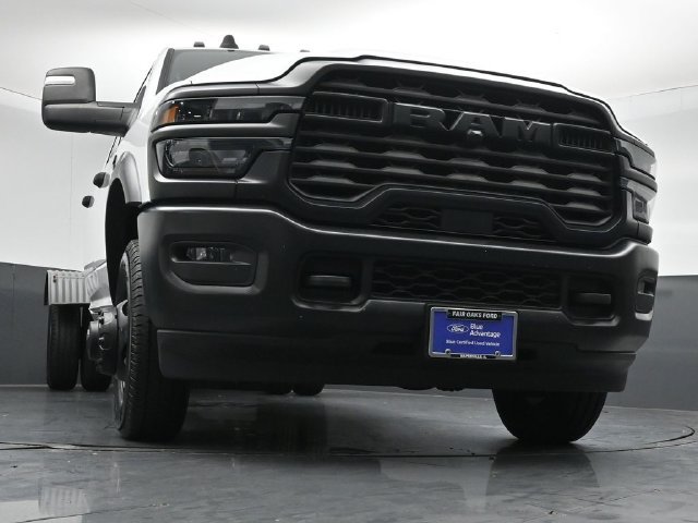 Used 2026 RAM 3500 Tradesman AWD/4WD image 36