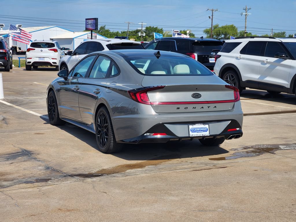 Used 2023 Hyundai Sonata SEL w/ Convenience Package FWD image 5