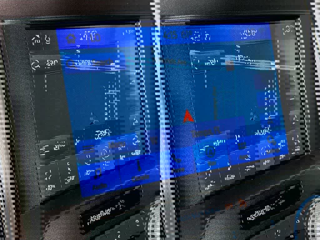 Certified 2020 Ford F150 Platinum w/ Equipment Group 701A Luxury image 27